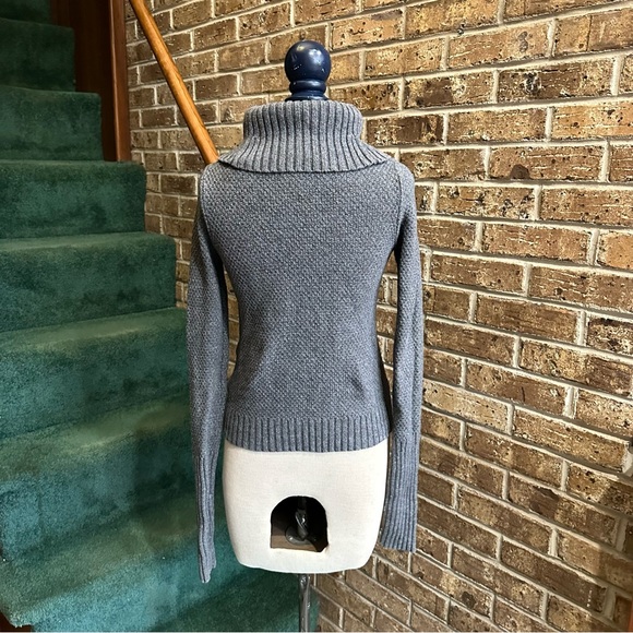 VTG Y2K Grey Chunky Cable Knit Turtleneck Fitted Sweater - Picture 2 of 8